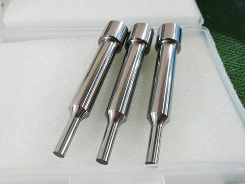 注塑模具导柱应该如何保养